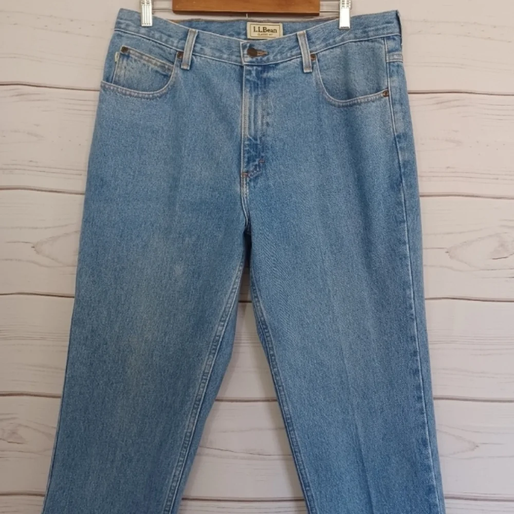 L.L. BEAN CLASSIC FIT Men's Cotton Light Wash Blue Jeans Denim 35 X 32 Pants